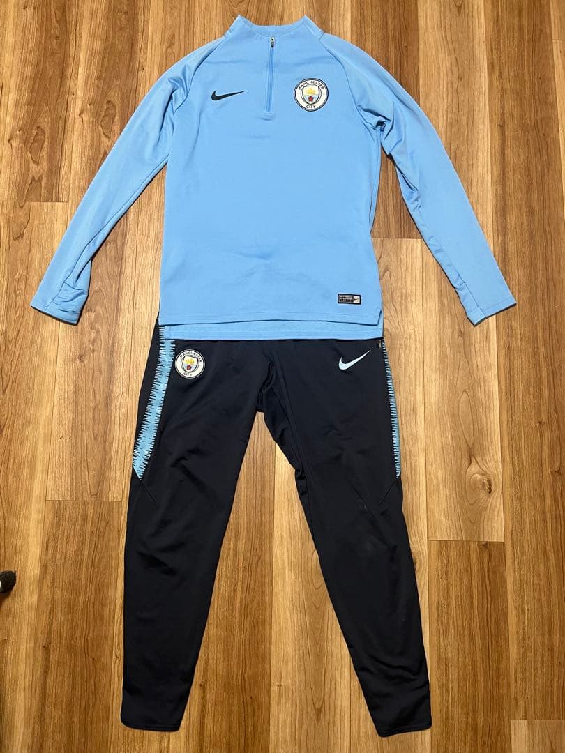 【美品】マンチェスターシティ トラックスーツ上下+新品グローブセット