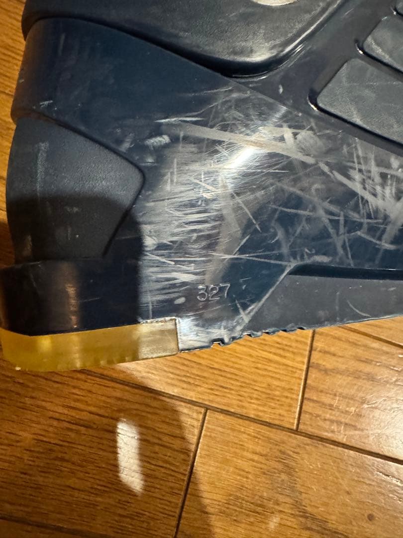 GEN スキーブーツ　28.5センチ