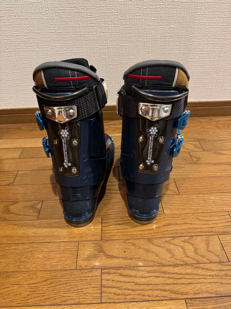 GEN スキーブーツ　28.5センチ