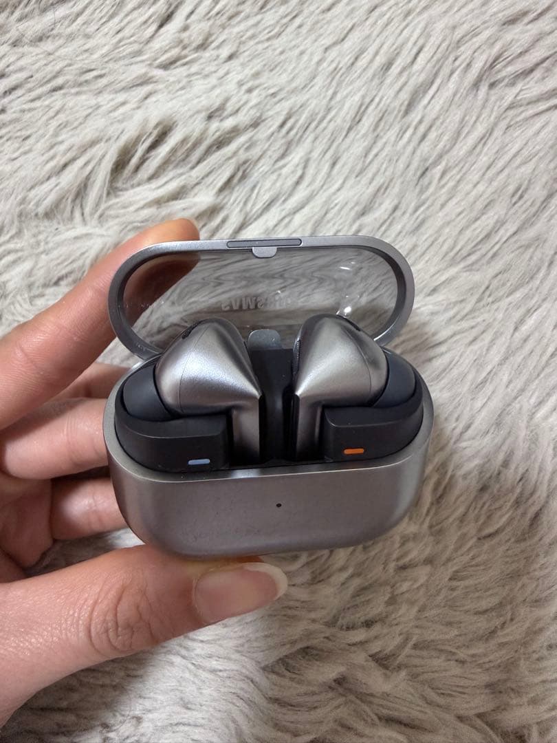 Samsung Galaxy Buds3 Pro シルバー ワイヤレスイヤホン