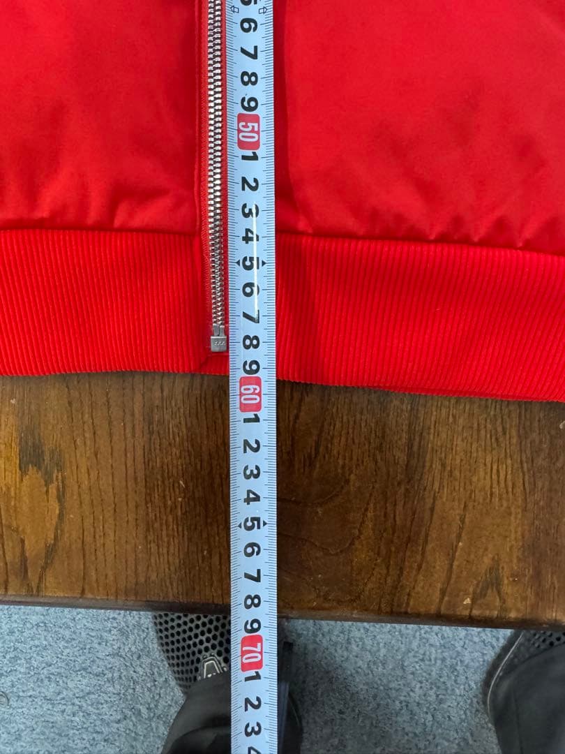 PUMA レッド ダウンジャケット Lサイズ
