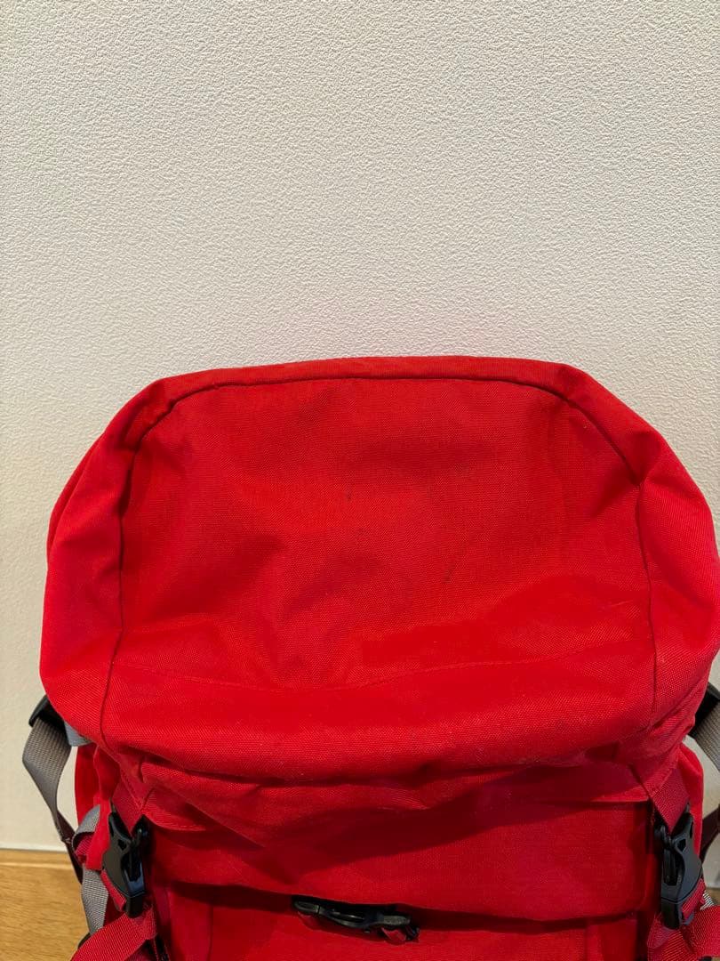 PLUSONEWORKS irwak38 バックパック レッド