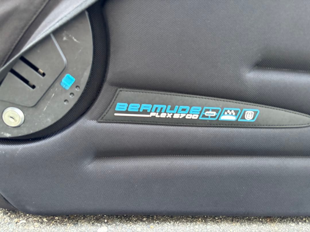 coasterです。引き取り　TERZO製ルーフボックス、