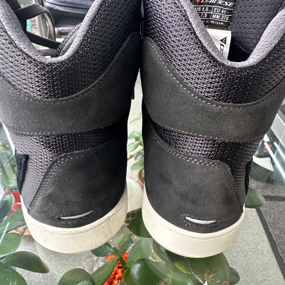 DAINESE ダイネーゼ