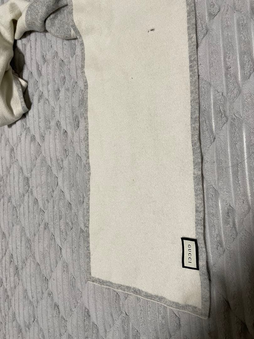 GUCCI グレー ウール マフラー