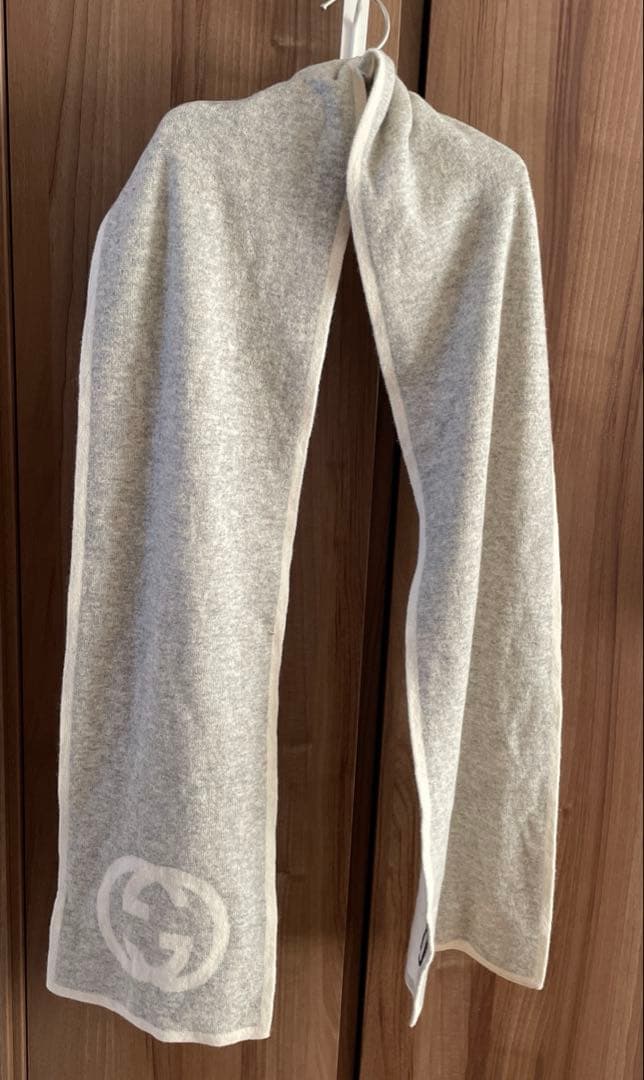 GUCCI グレー ウール マフラー
