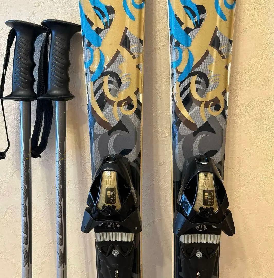 ◾️カービングスキーセット　スキー板152㎝ ブーツ24㎝ 女性用　レディース用