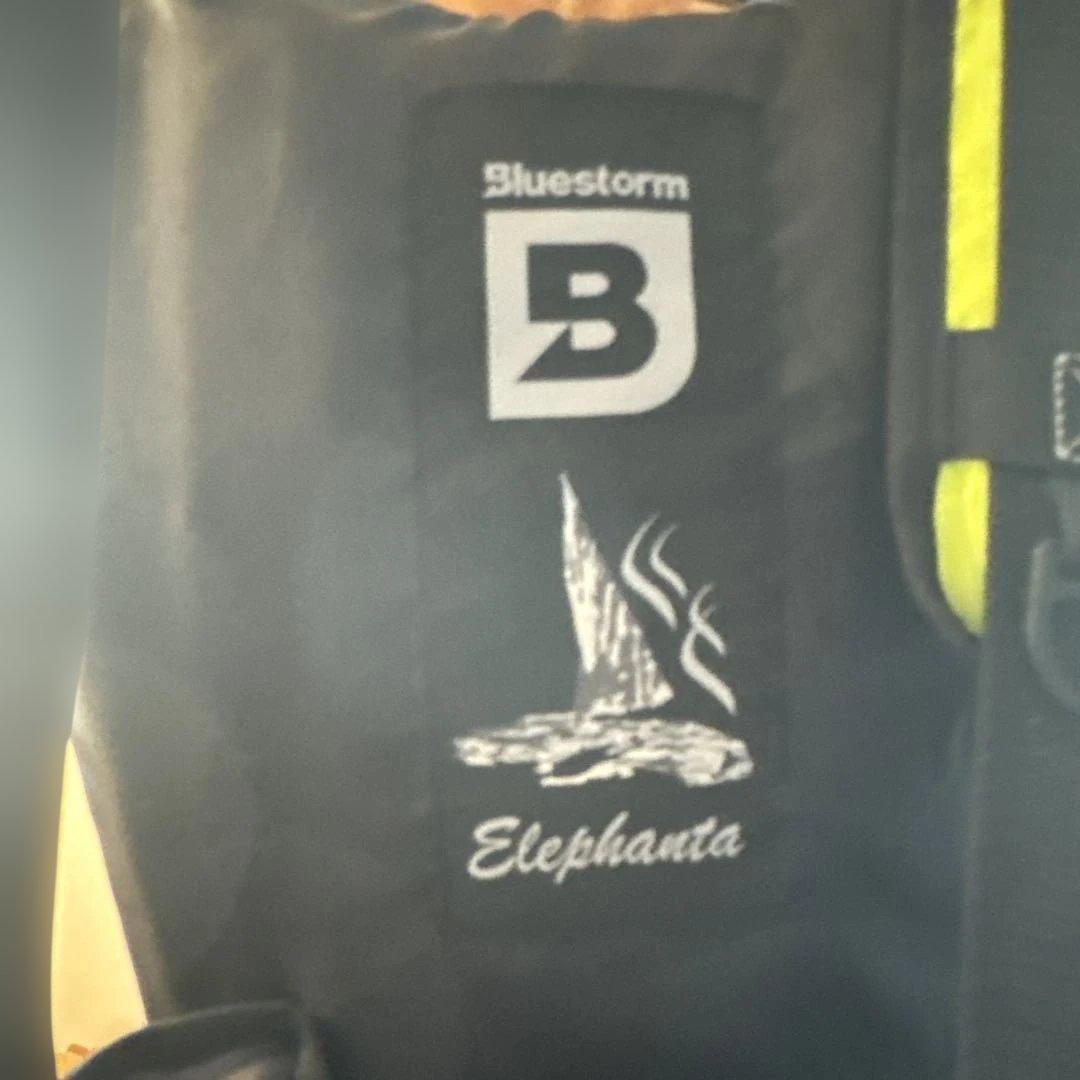 ブルーストームライフジャケット ウミボウズプライヤーフィッシュグリップ　未使用