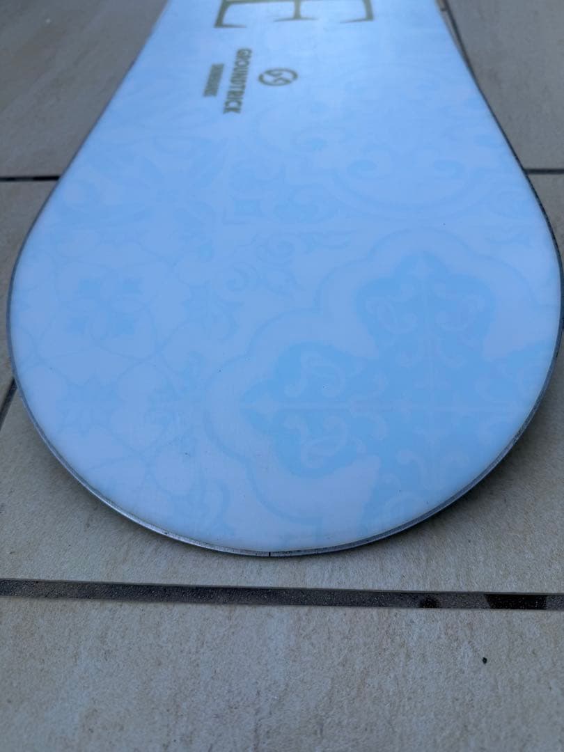 スノーボード 22-23 GT board GRACE 143