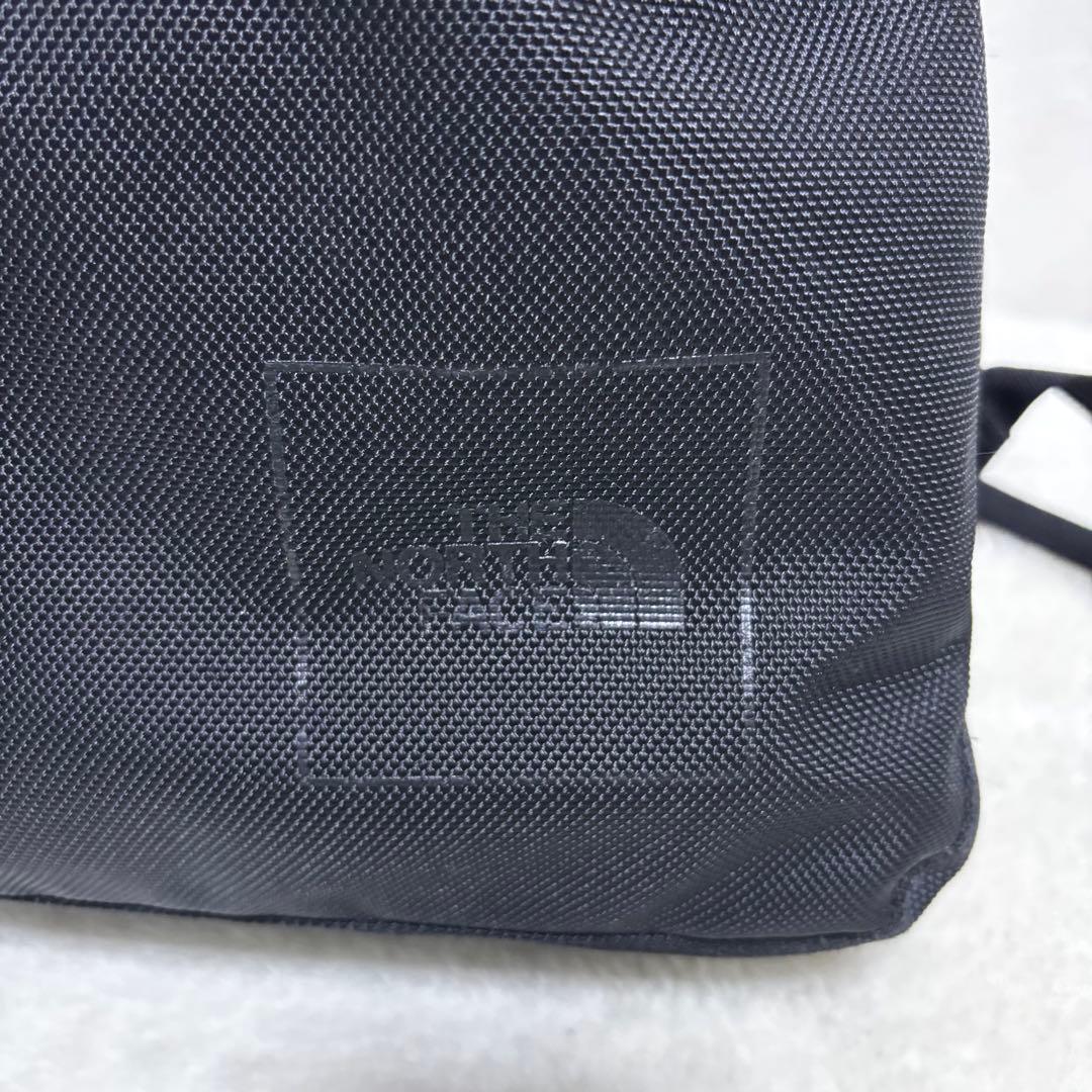 廃盤　NM81212 THE NORTH FACE シャトルデイパック 黒 3層