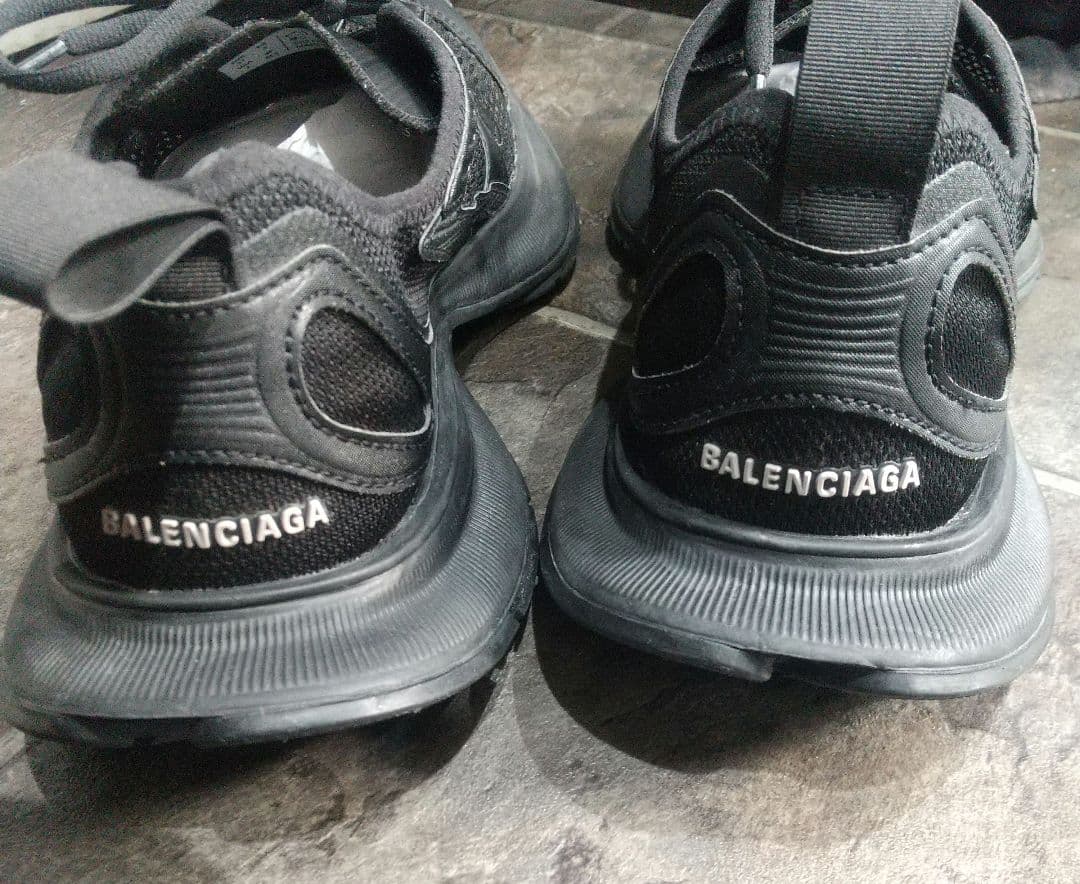 美品 バレンシアガ スニーカー ブラック 24.5cm