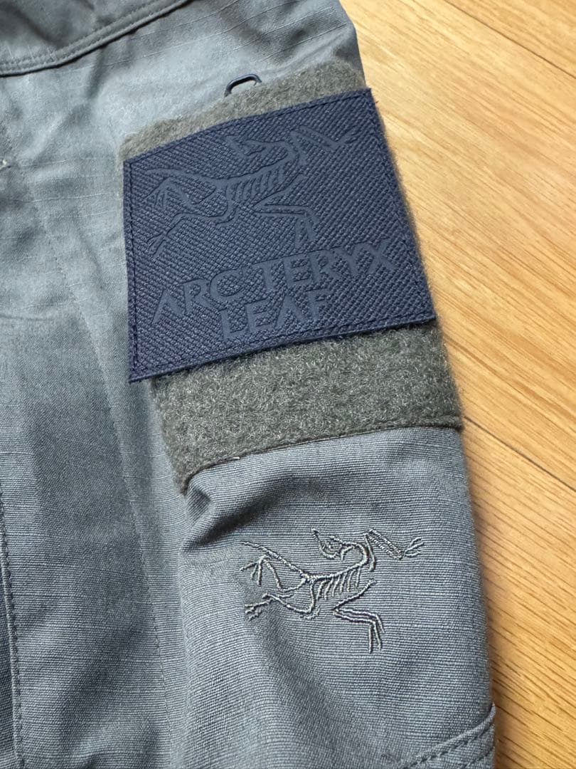 個人装備 Arc'teryx LEAF Assault Shirt AR Gen. 1