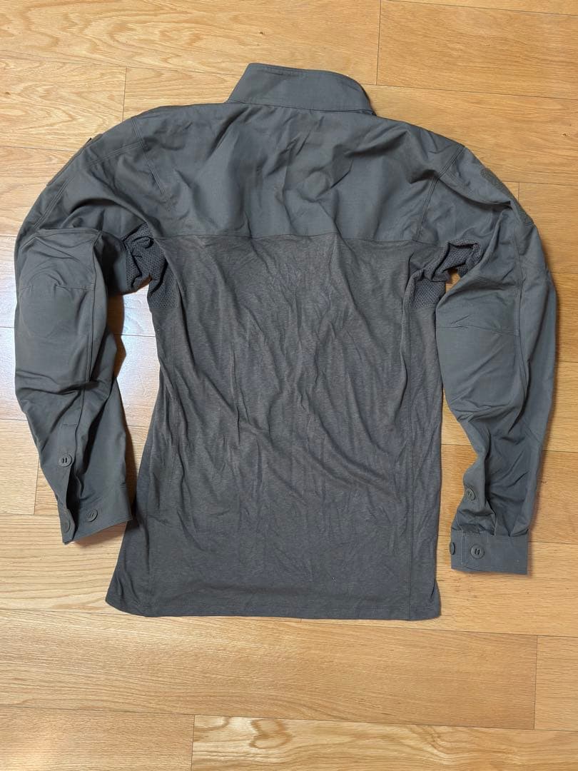 個人装備 Arc'teryx LEAF Assault Shirt AR Gen. 1