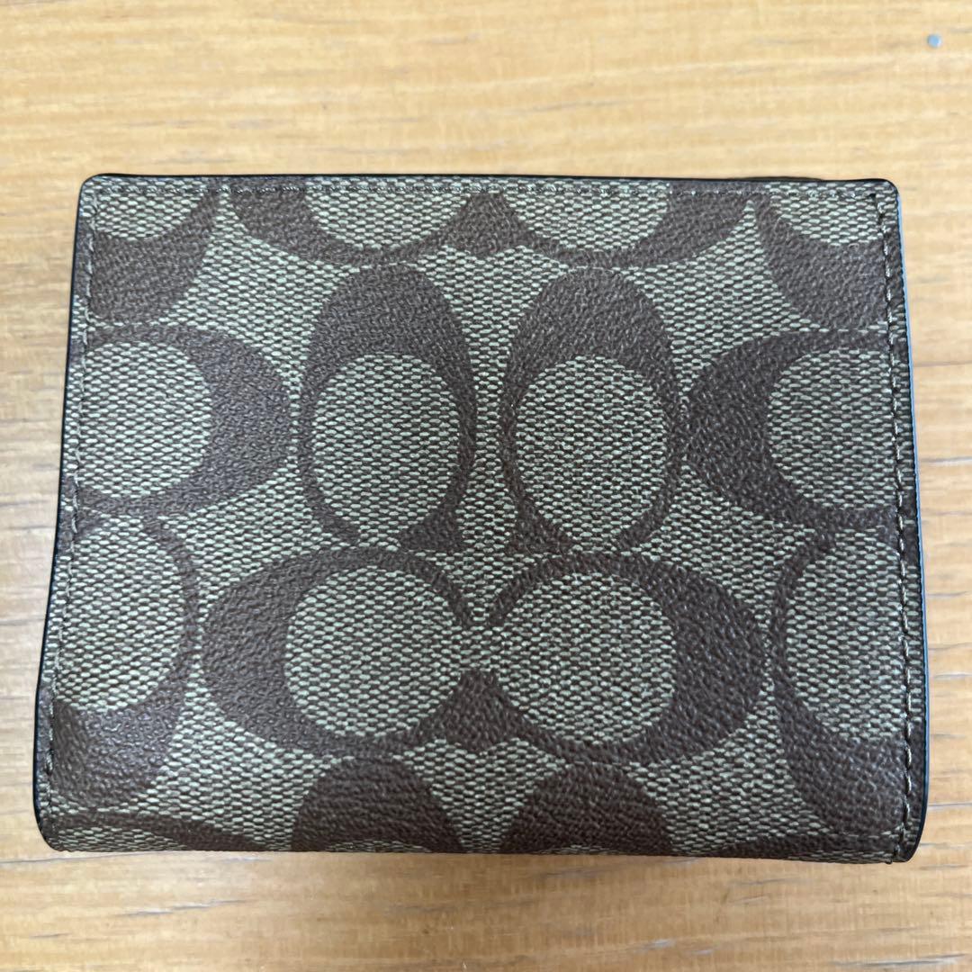 お値下げしました【新品未使用】COACH 二つ折り財布