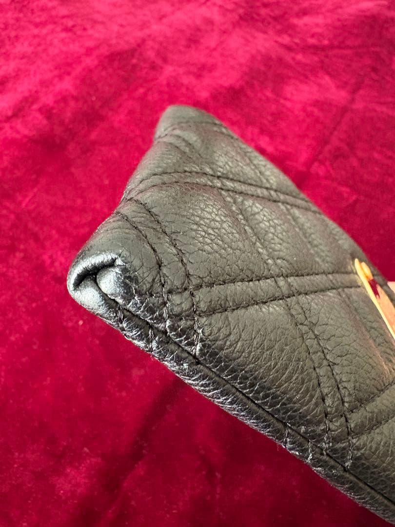 ATAO ブラック キルティング 長財布