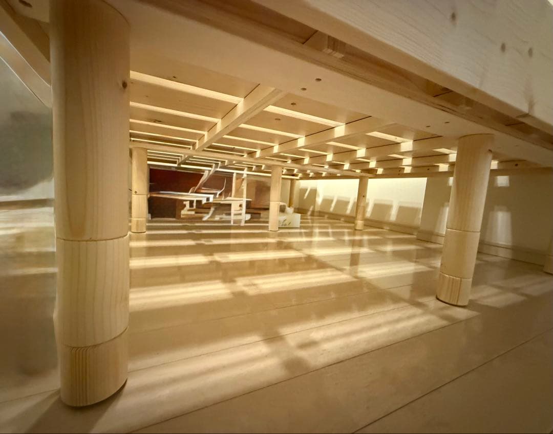 【中古品】マーヴィン すのこベッド 棚コンセント付き クイーン ベッドフレーム