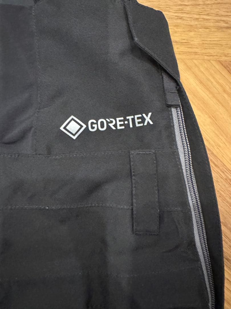 BURTON KIDS GORE-TEX キッズウェア 黒セットアップ Sサイズ