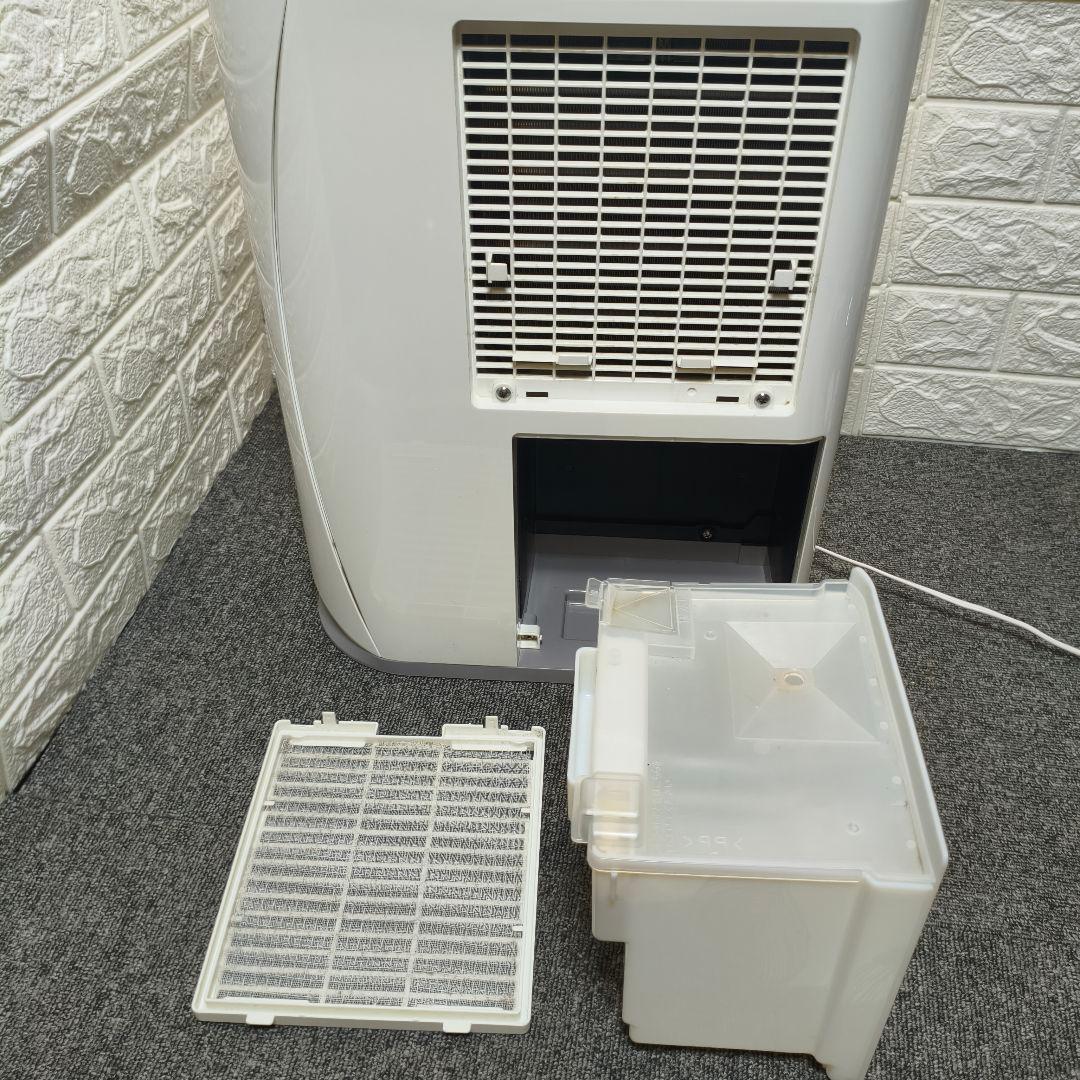 コロナ 除湿機　CORONA 衣類乾燥機 CD-S6320　2020年製