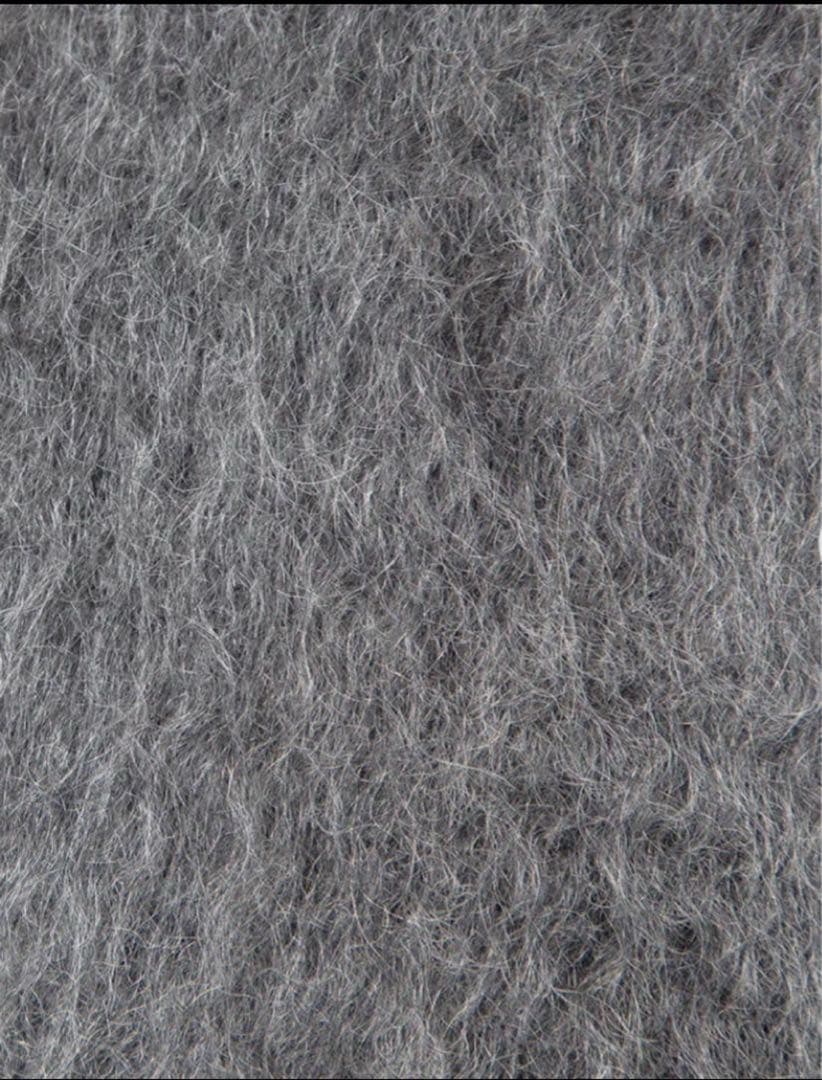 ジ*リ様 限定価格　新品未使用タグ付き　chieko+ shaggy blous