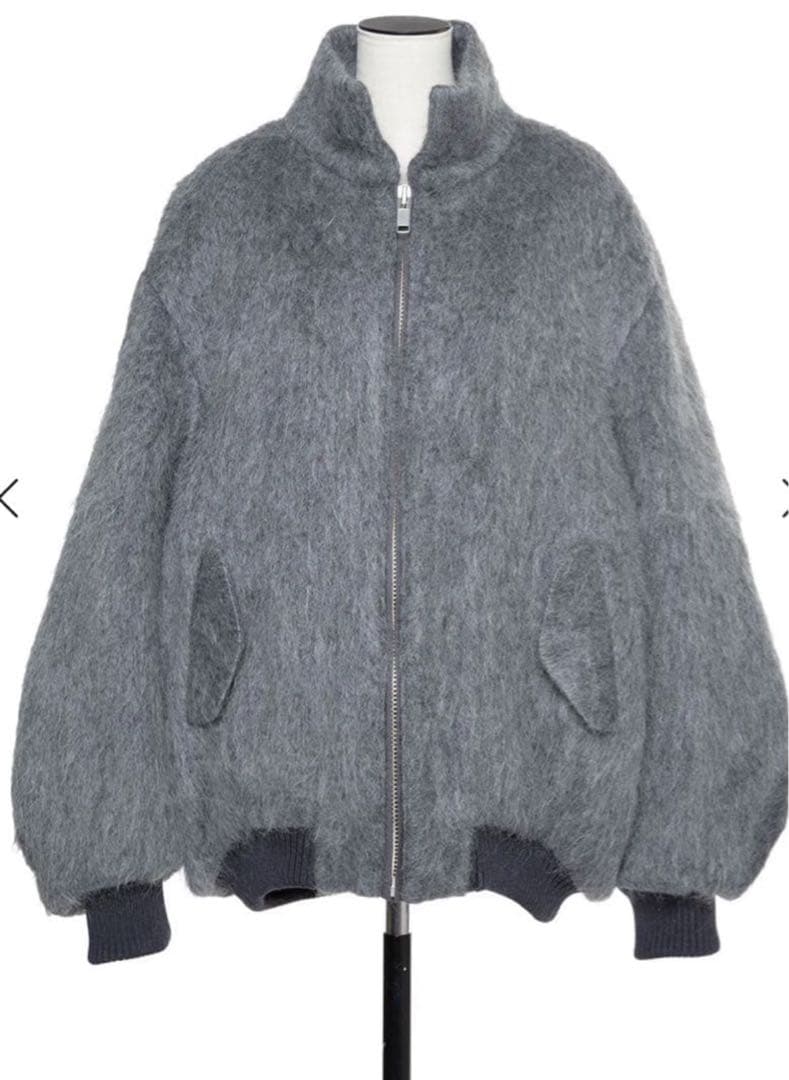 ジ*リ様 限定価格　新品未使用タグ付き　chieko+ shaggy blous