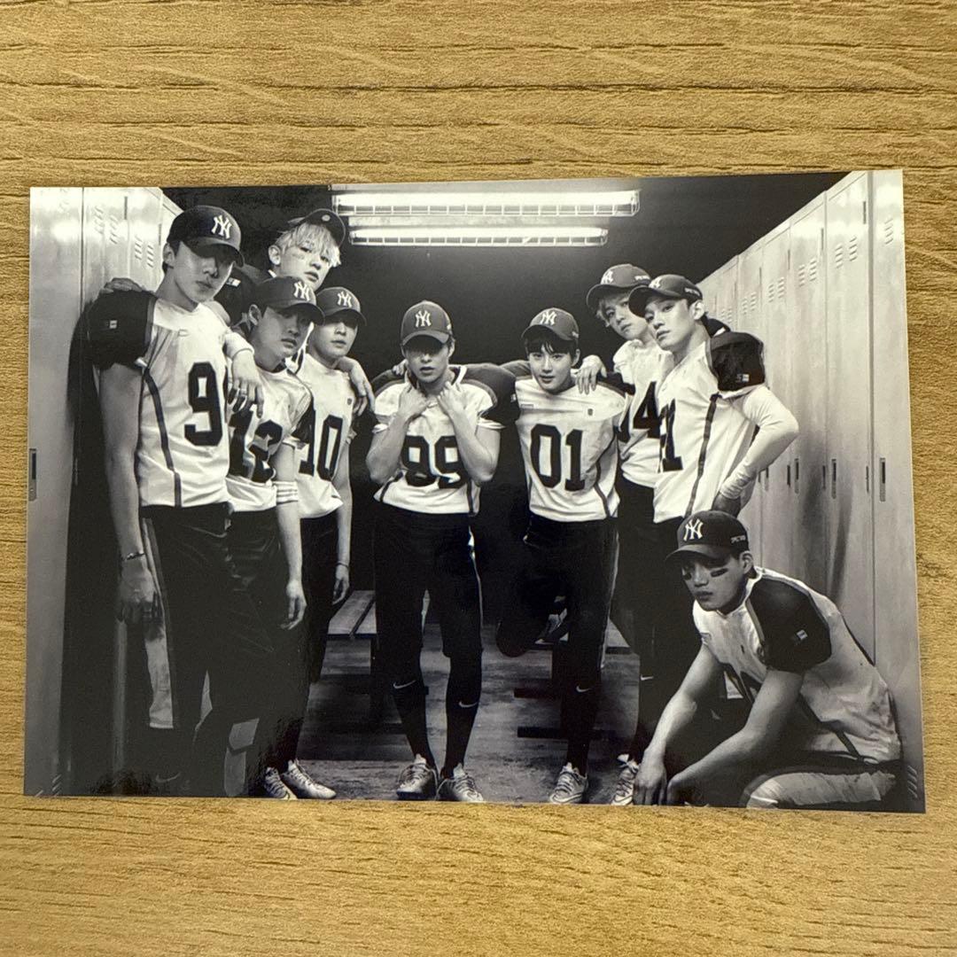 EXO LOVE ME RIGHT 中韓セット　トレカ付き　おまけ写真付き