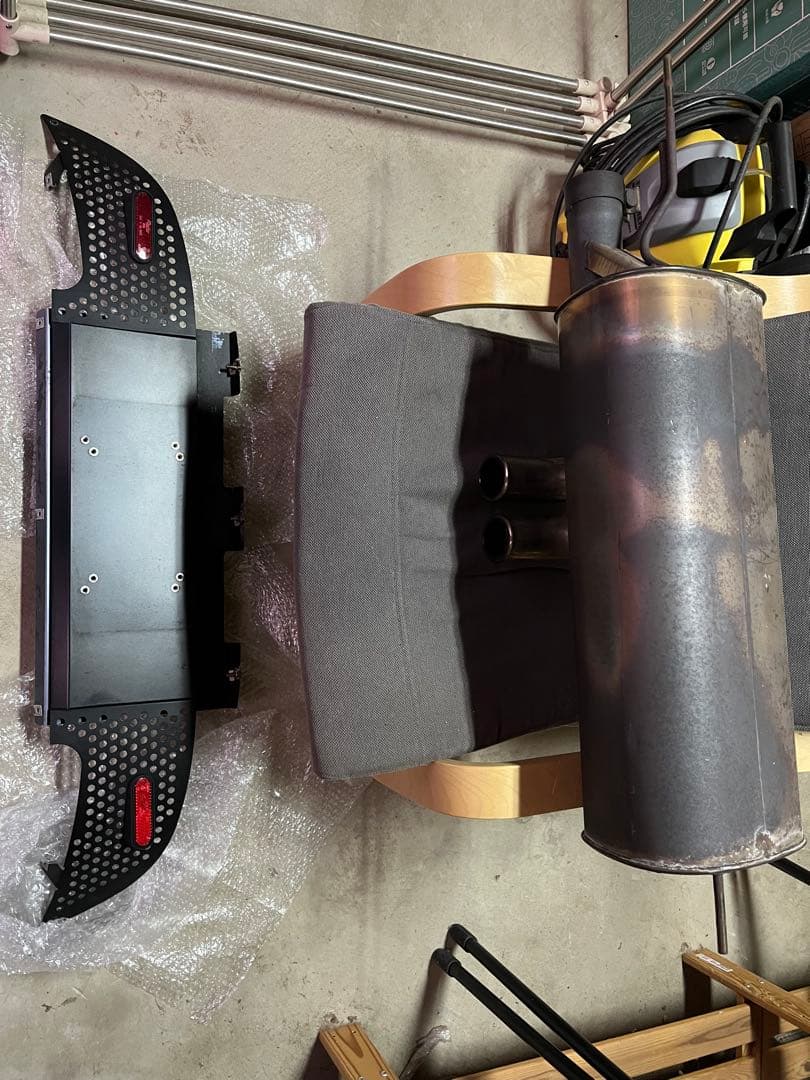 ロータス　エキシージ　S２　純正マフラー　リアガーニッシュ　ノーマル　車検用に