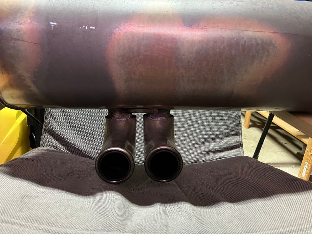 ロータス　エキシージ　S２　純正マフラー　リアガーニッシュ　ノーマル　車検用に