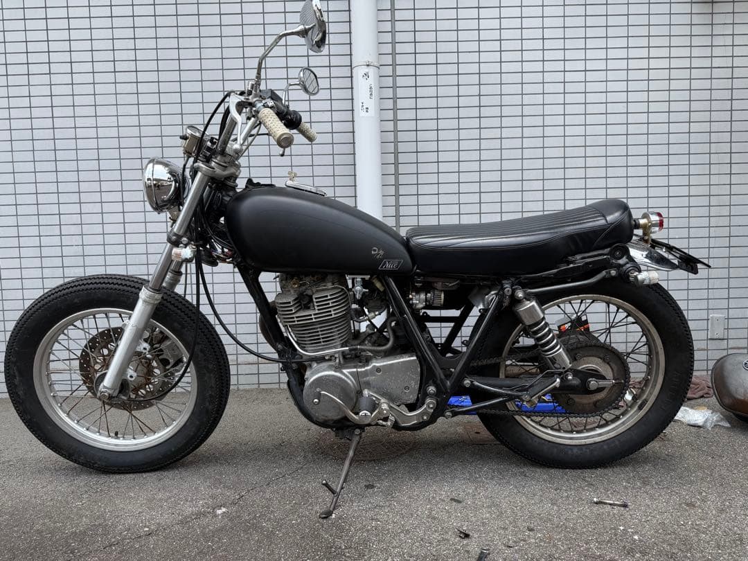 SR400 初期ナロータンク　キャップ　ムール貝