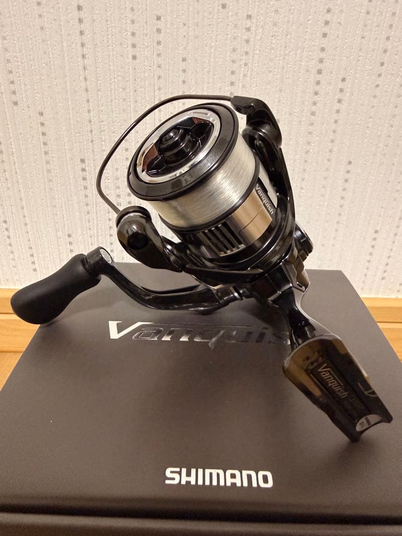 SHIMANO Vanquish C2000SHG スピニングリール