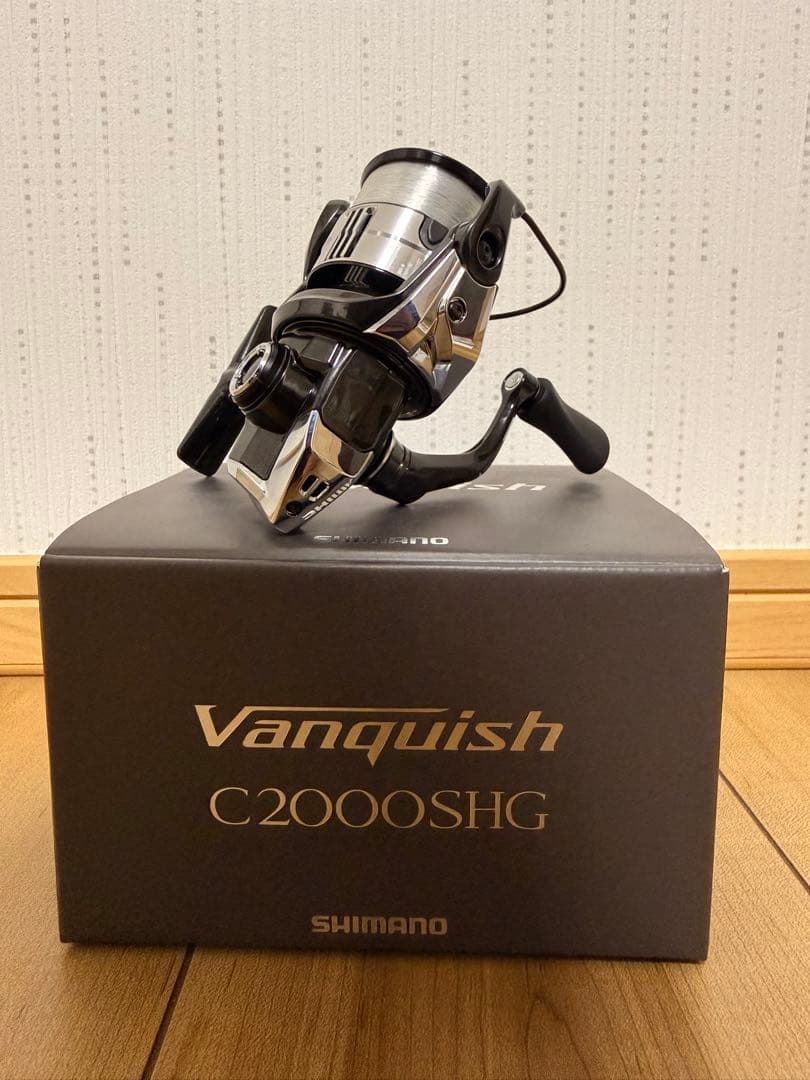 SHIMANO Vanquish C2000SHG スピニングリール