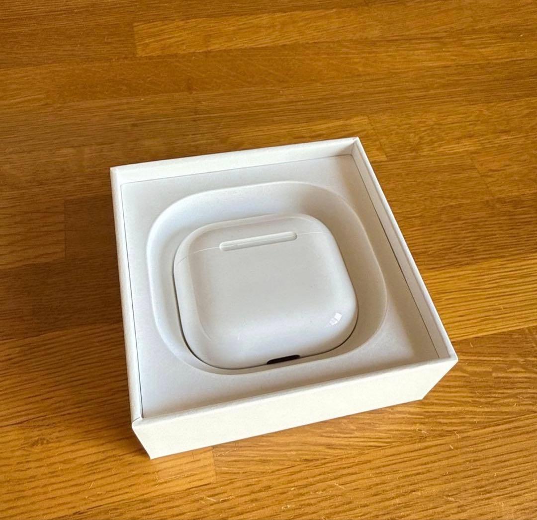 AirPods 4 ワイヤレスイヤホン