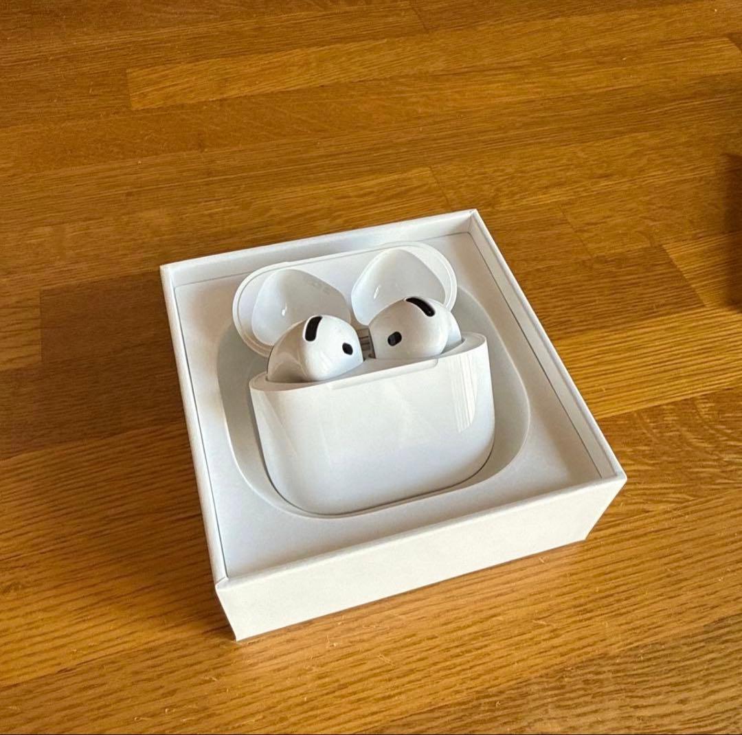 AirPods 4 ワイヤレスイヤホン