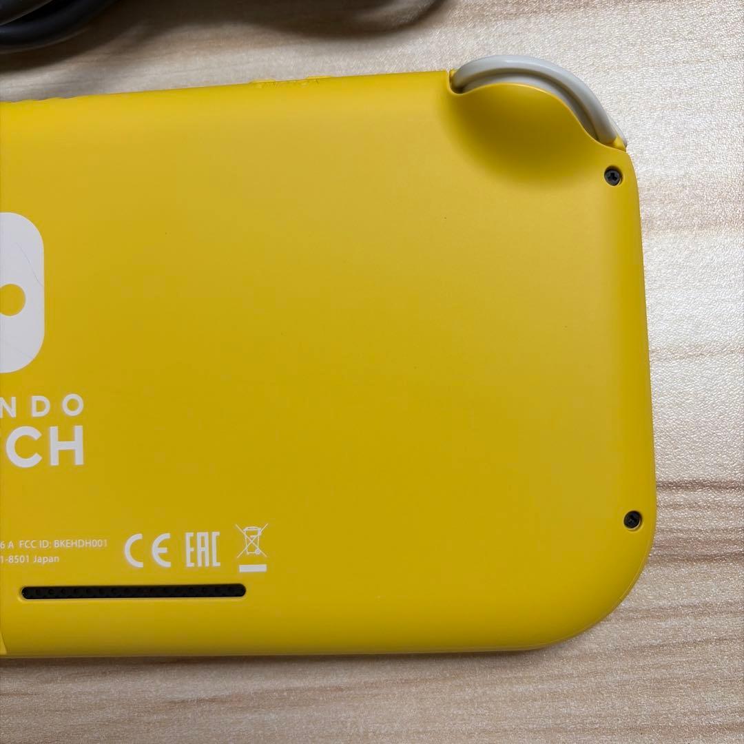 Switch Lite イエロー　スイッチライト