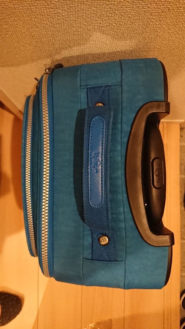 kipling スーツケース キャリーバッグ　 機内持ち込み可