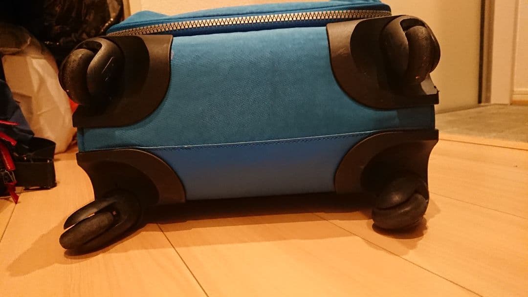 kipling スーツケース キャリーバッグ　 機内持ち込み可