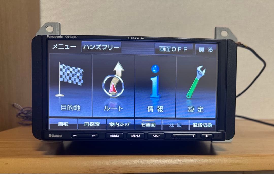 CN-E330D Panasonic Strada カーナビゲーション