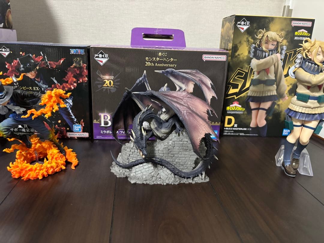 フィギュア　9点　まとめ売り　ワンピース、モンハン、ヒロアカ