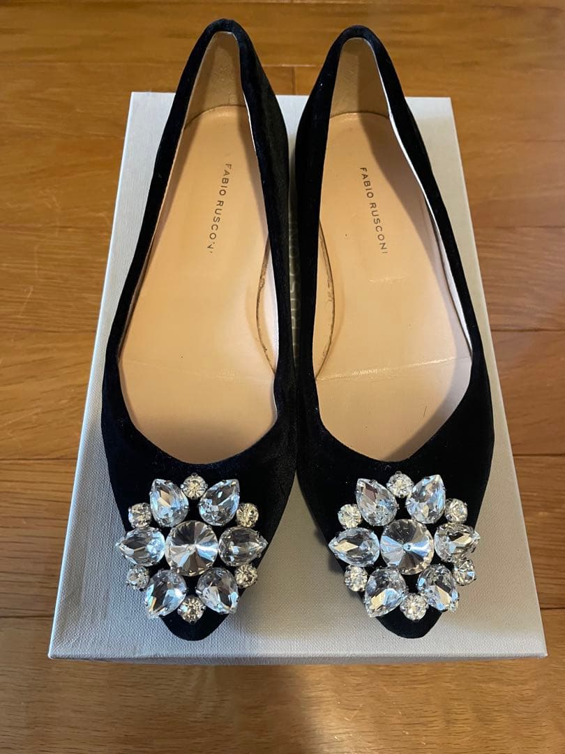 美品　ファビオルスコーニ　ビジュー　フラット