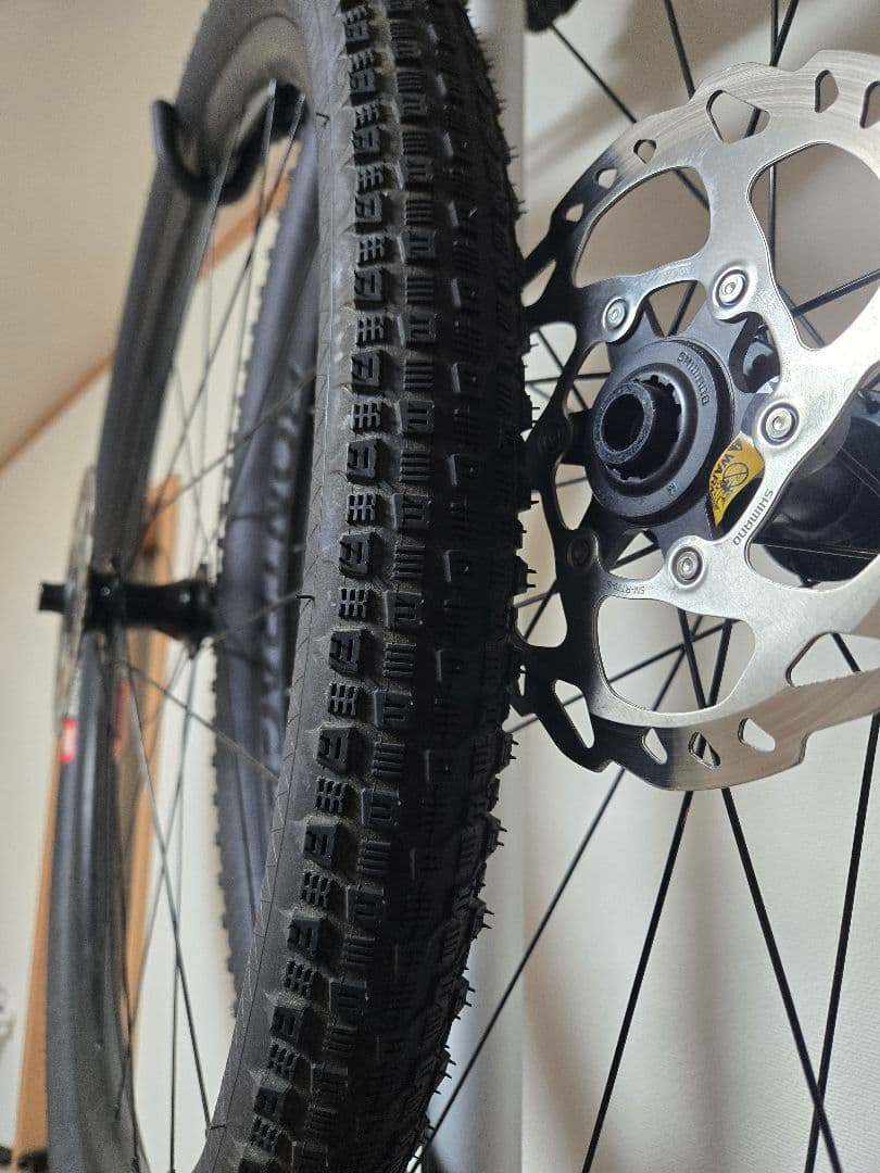 Bontrager ボントレガー paradigm IRC タイヤホイール