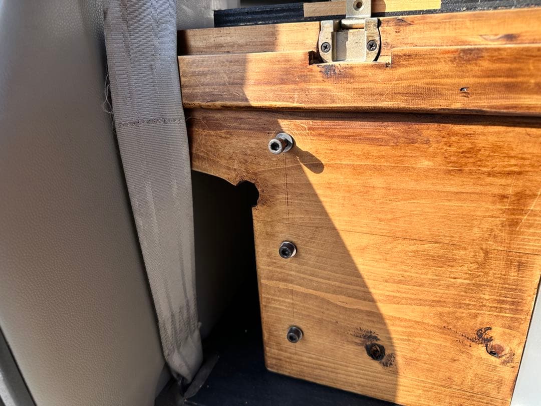 エブリイワゴンDA64W専用簡易ベッド展開収納 マーゴンさん専用