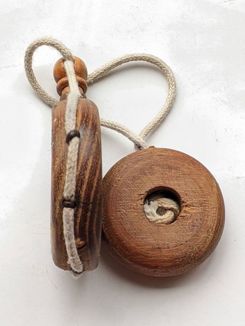 専用です　　貿易銀 2枚　携帯用　薬入れ　骨董品