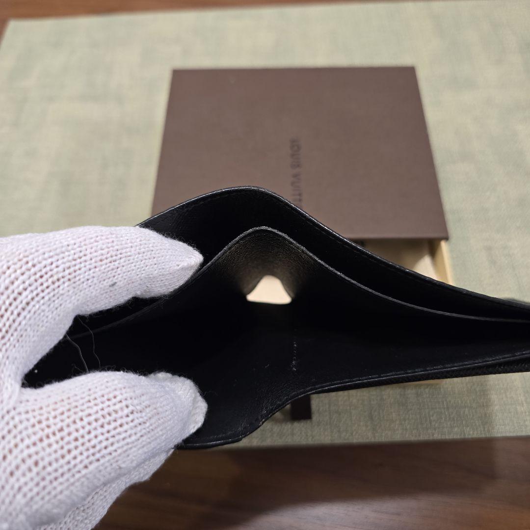 ルイヴィトン ダミエ グラフィット ポルトフォイユ・マルコ