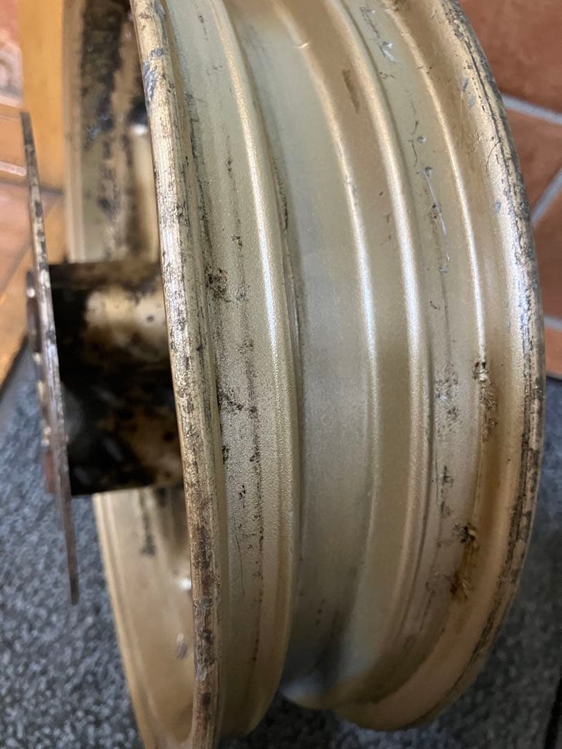 ライブディオZXフロントディスク　ホイール前後