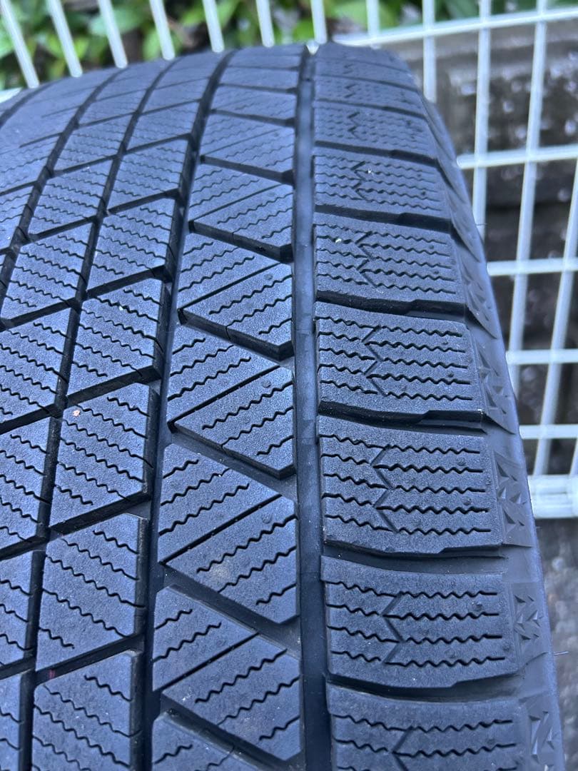 レクサスRX350 スタッドレス タイヤ・ホイールセット235/50R21