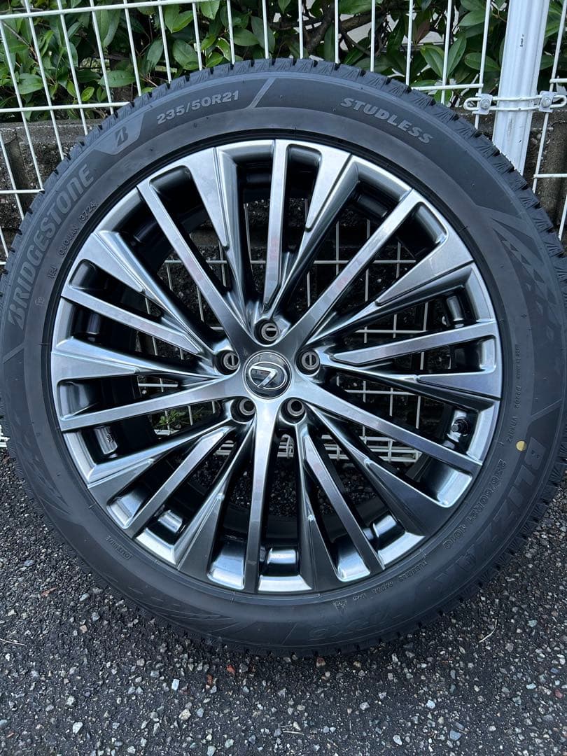 レクサスRX350 スタッドレス タイヤ・ホイールセット235/50R21