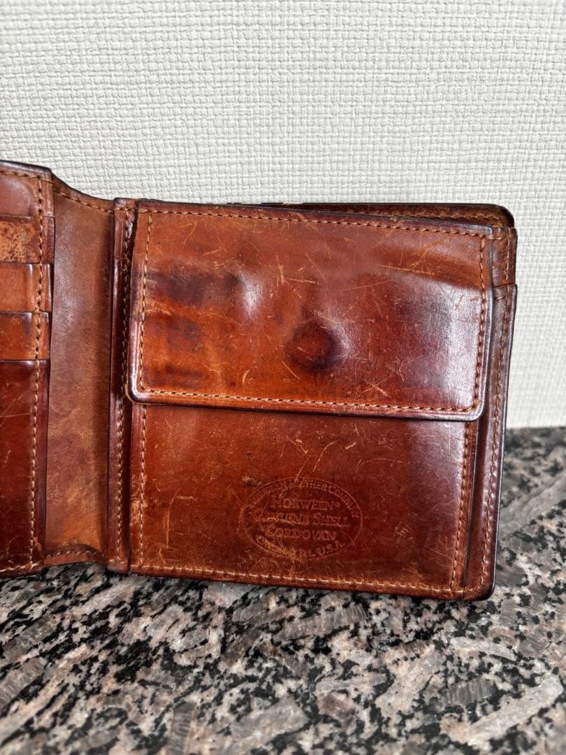 GANZO ガンゾ CORDOVAN (コードバン) 小銭入れ付き二つ折り財布