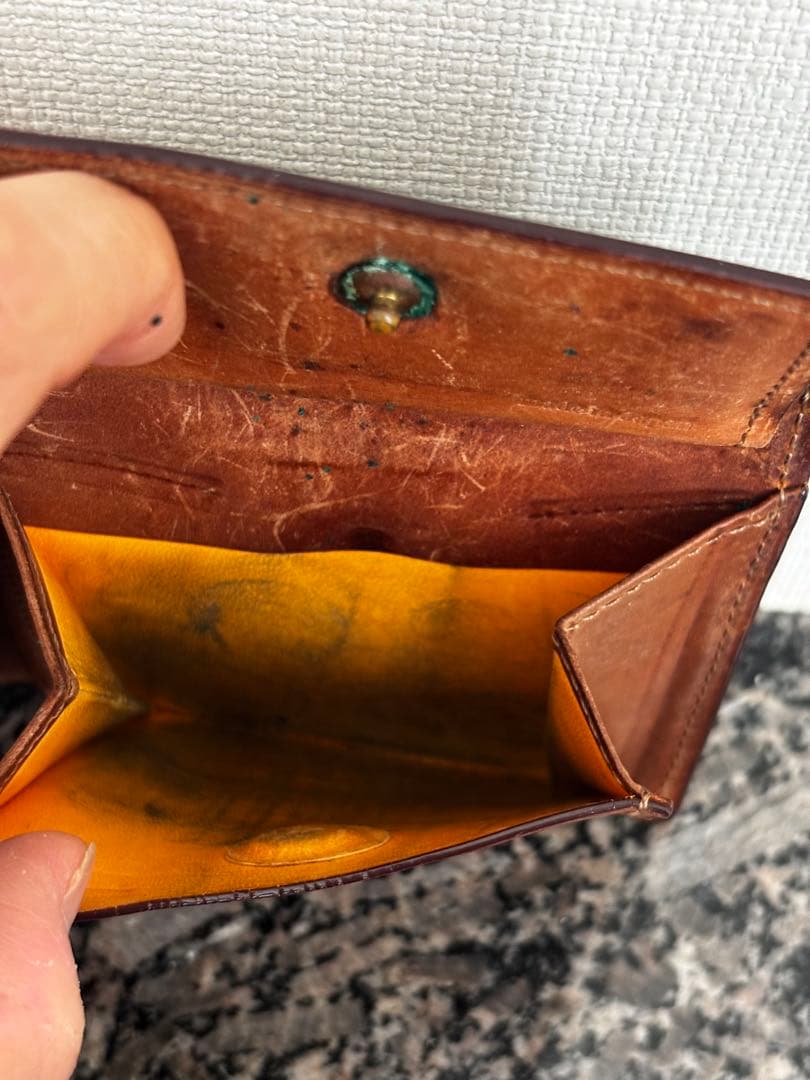 GANZO ガンゾ CORDOVAN (コードバン) 小銭入れ付き二つ折り財布