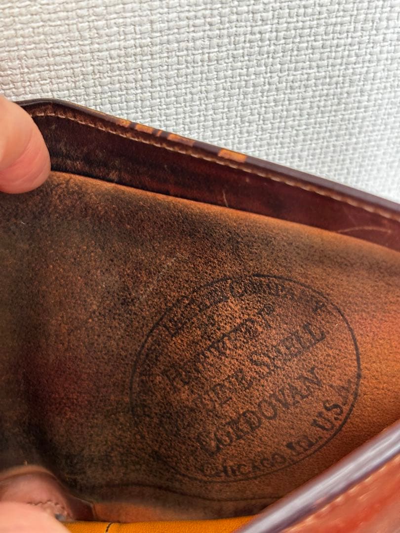 GANZO ガンゾ CORDOVAN (コードバン) 小銭入れ付き二つ折り財布