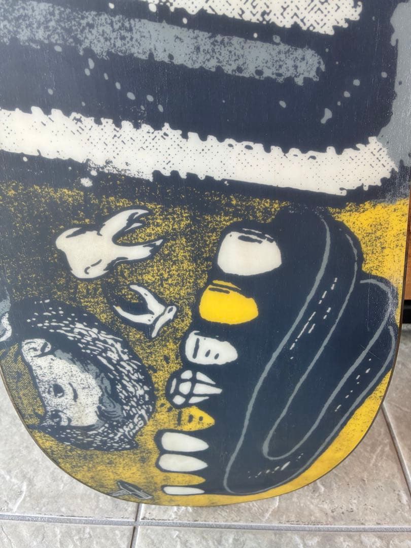 ナイトロ Nitro Uberspoon パウダーもグラトリもできるツインの板