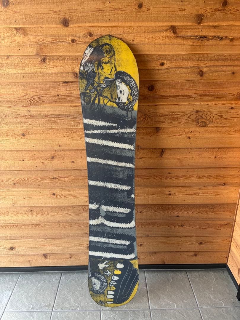 ナイトロ Nitro Uberspoon パウダーもグラトリもできるツインの板